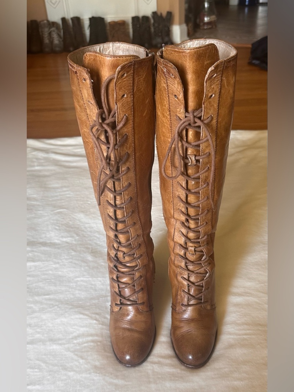 Frye Vintage  PARKER Tall Lace-Up Leather Boots - Brown, size 6